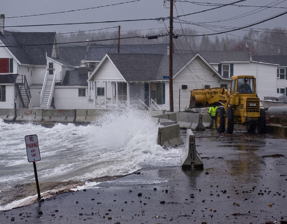 The Power Play: How Microinverters Beat DC Optimizers in Solar Systems